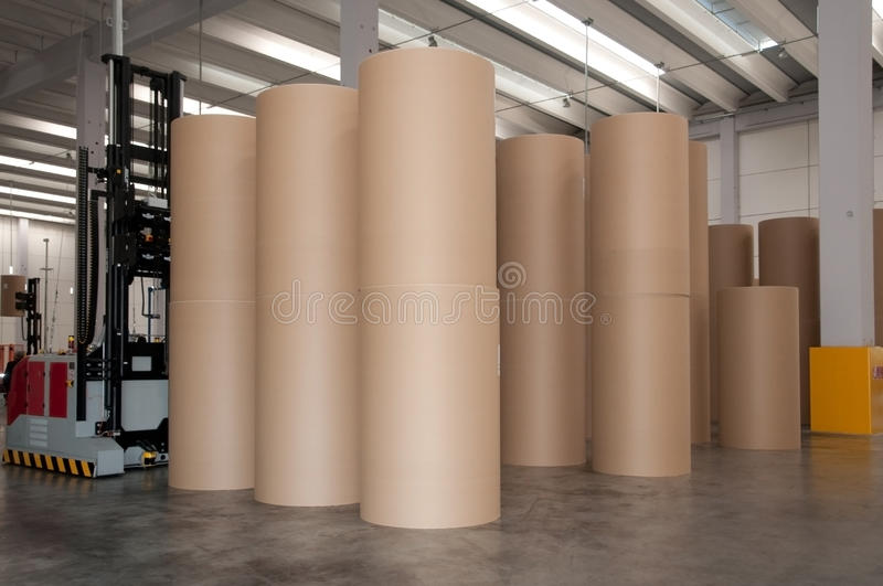 玖龍、理文發(fā)停機函！減少近50萬噸原紙產能